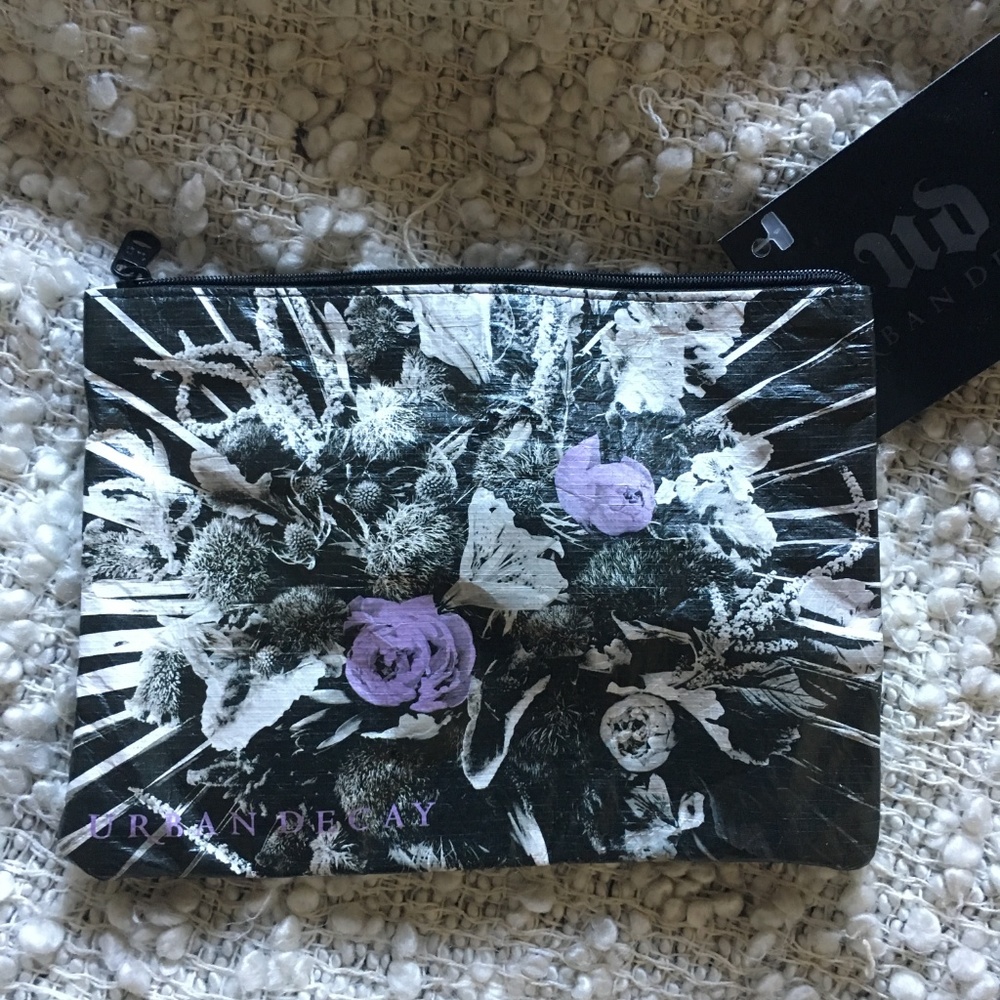 NEW Urban Decay Bundle - Mascara, Cherry Pin, Bag - Picture 4 of 4